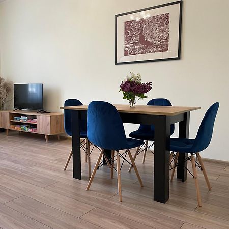 Apartamenty Przy Starym Miescie Czestochowa Ngoại thất bức ảnh